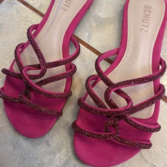 BRAND NEW SCHUTZ Fuchsia PINK size 7.5 Women's Sandals!! - Picture 4 of 11